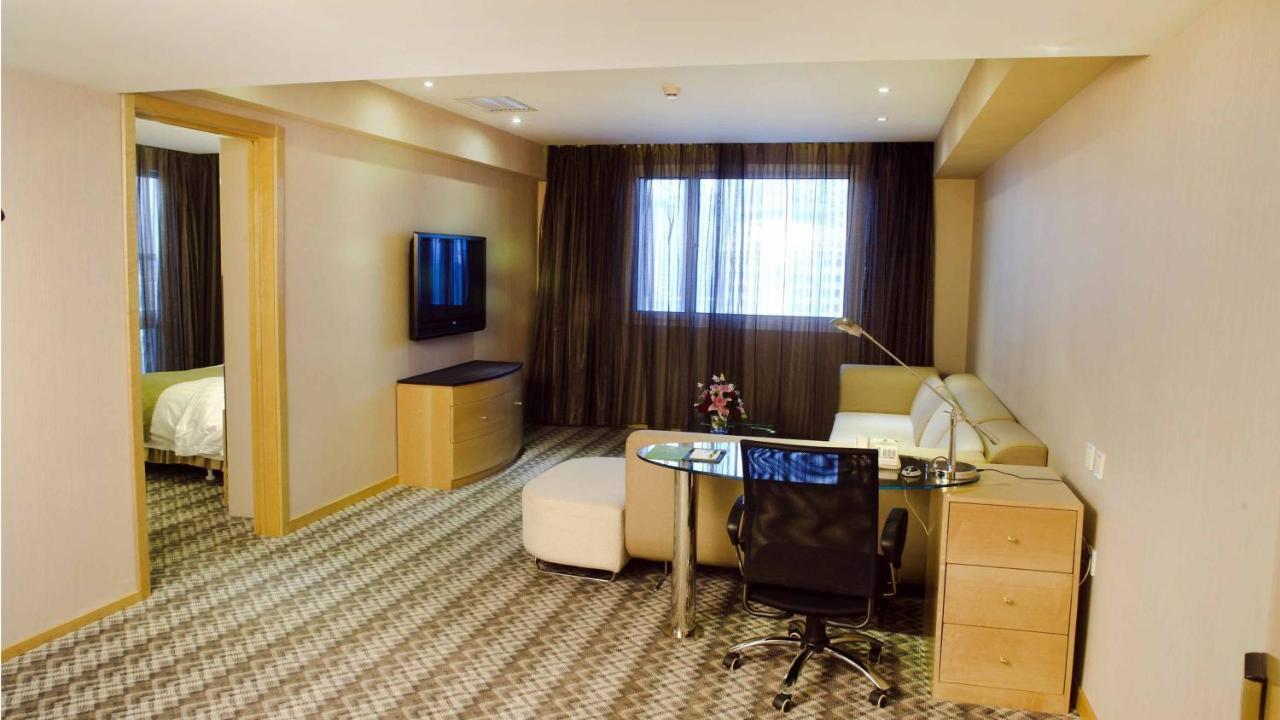 Holiday Inn City Centre Cáp Nhĩ Tân Ngoại thất bức ảnh